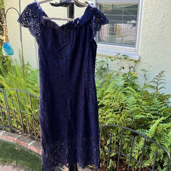 NWT Nanette Lepore, navy lace lined dress can be warned two ways. Size 12 - Picture 6 of 6